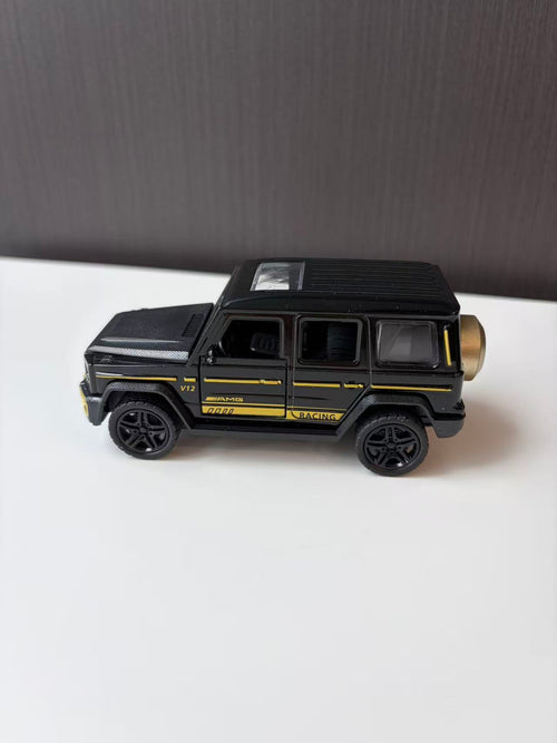 Black Off-Road SUV Model with Roof Rack and Spare Wheel